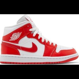 Nike Air Jordan 1 Mid Sneakers Habanero Red